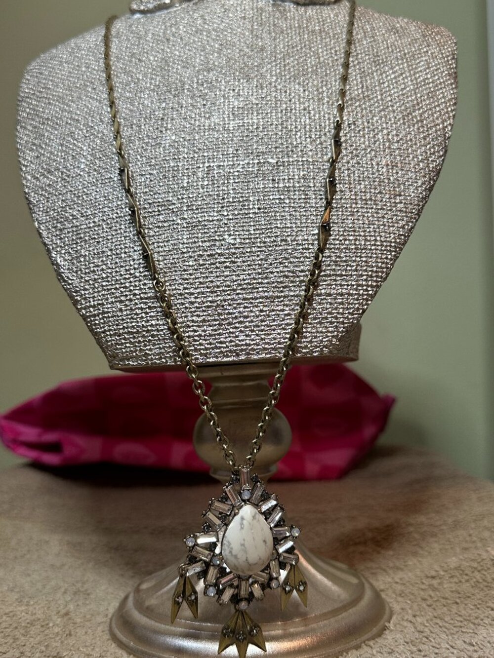 Chloe + Isabel Aventine Pendant Necklace